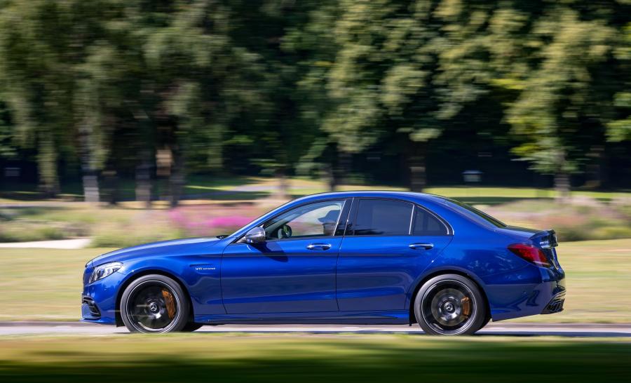  Mercedes-AMG C63 S (W205) 2018 года  (WW) (фото 33 из 44)